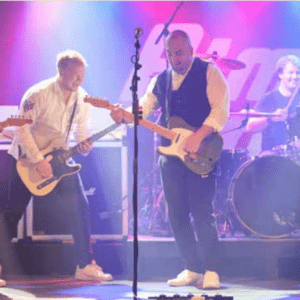 Koncert – Almost Quo 19/6 – 2026 kl. 20.00
