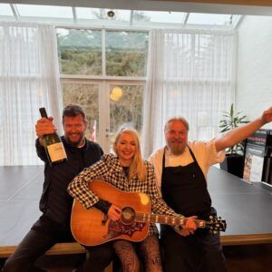 Sommerbuffet, musik og vin 29/5 – 2026